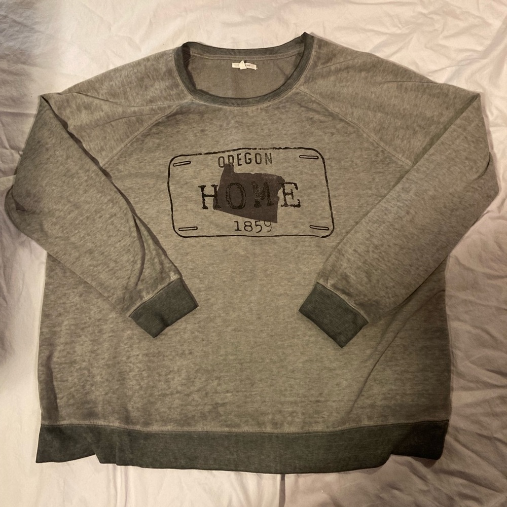 Maurices 3x Oregon “Home” license plate sweatshirt